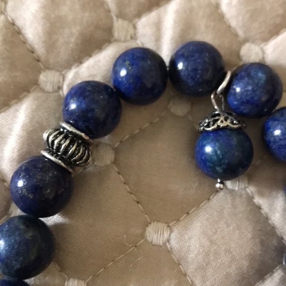 Blue lapis stone bead stretch bracelet with silver accents - Picture 2 of 2